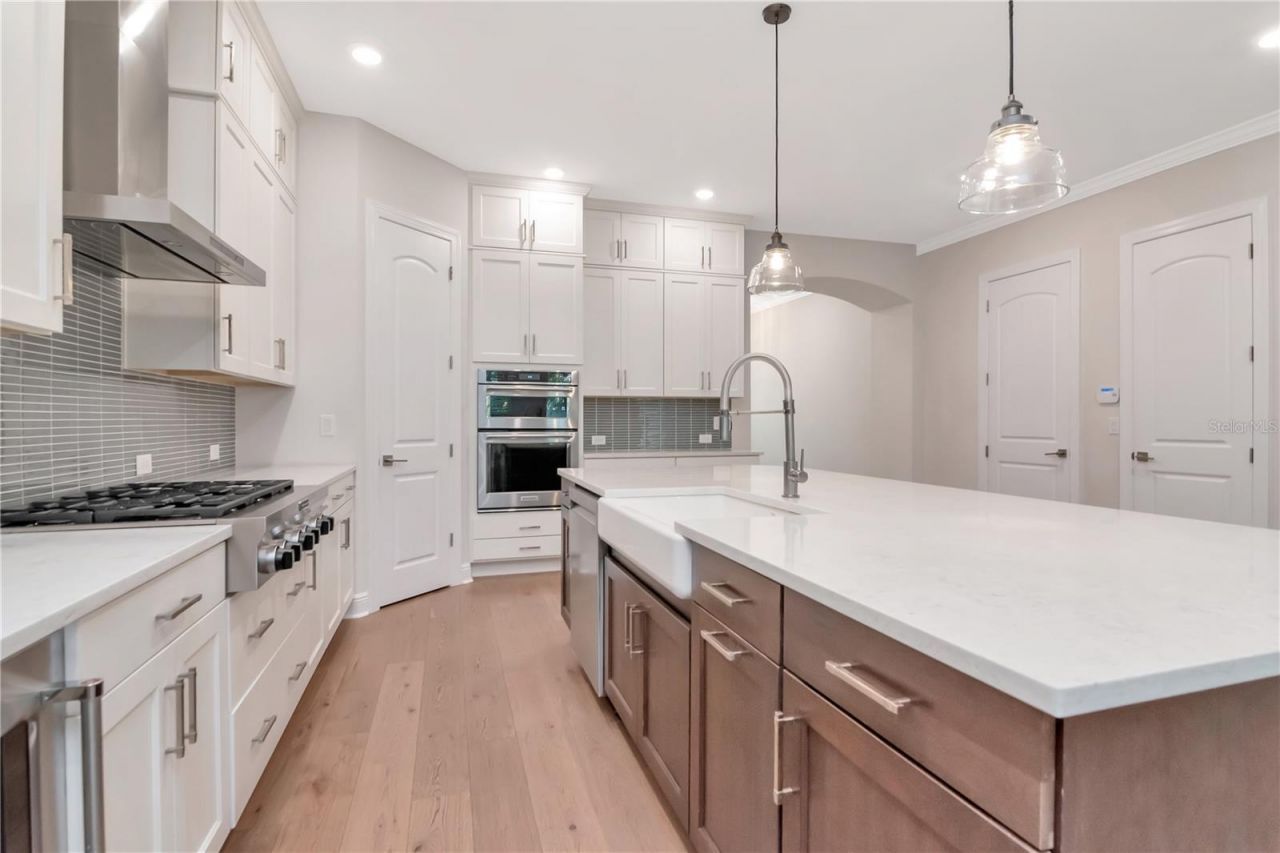 3408 W Hawthorne Road, Tampa, FL 33611 Photo