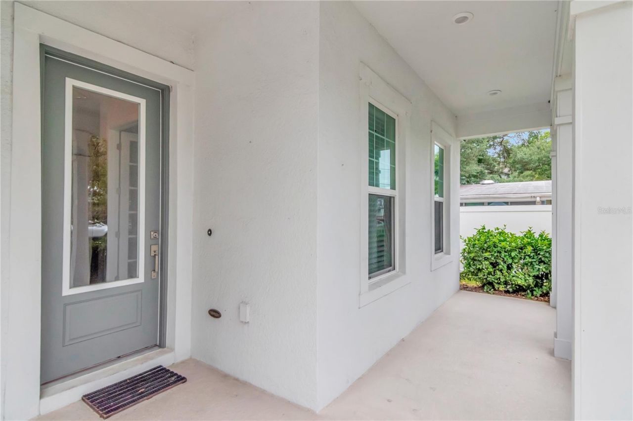 3408 W Hawthorne Road, Tampa, FL 33611 Photo