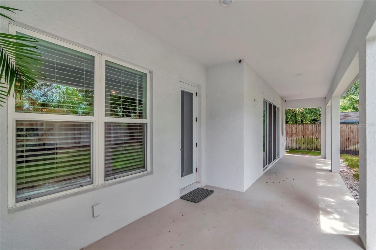3408 W Hawthorne Road, Tampa, FL 33611 Photo