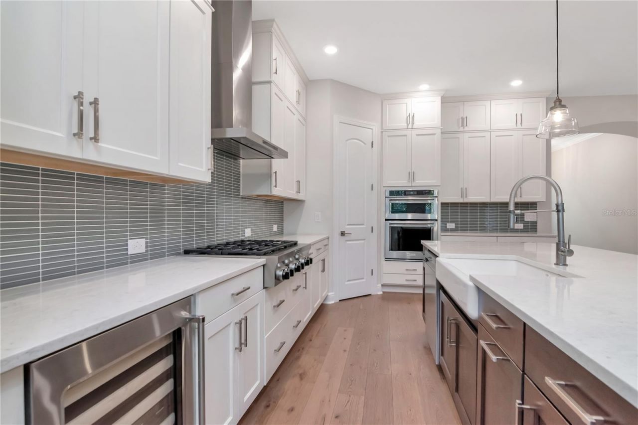 3408 W Hawthorne Road, Tampa, FL 33611 Photo