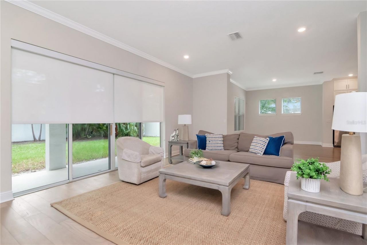 3408 W Hawthorne Road, Tampa, FL 33611 Photo