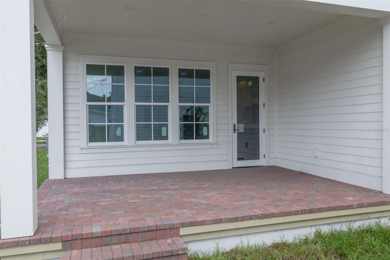 5204 10th Street N, Saint Petersburg, FL 33703 Photo