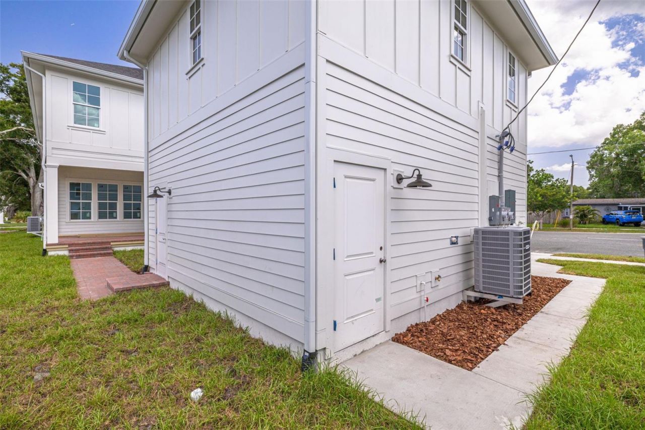 5204 10th Street N, Saint Petersburg, FL 33703 Photo