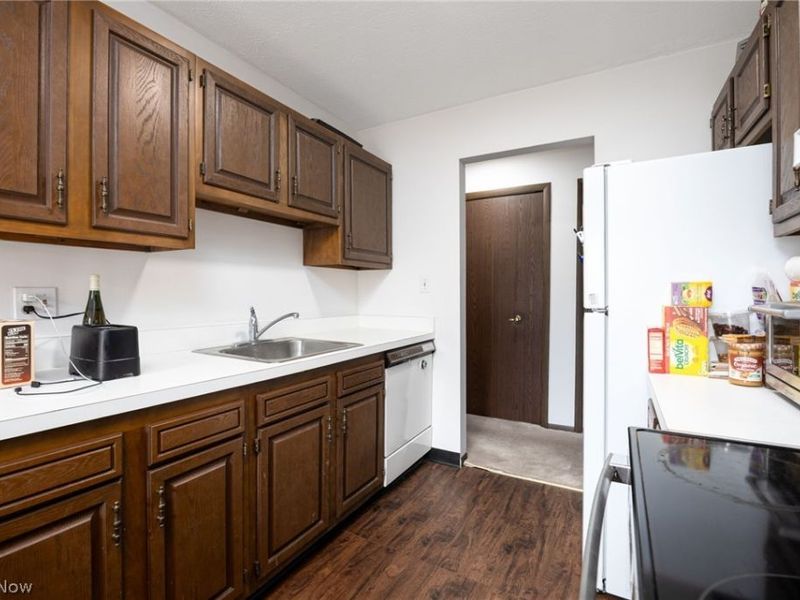 27441 Westown Boulevard, Westlake, OH 44145 Photo 9