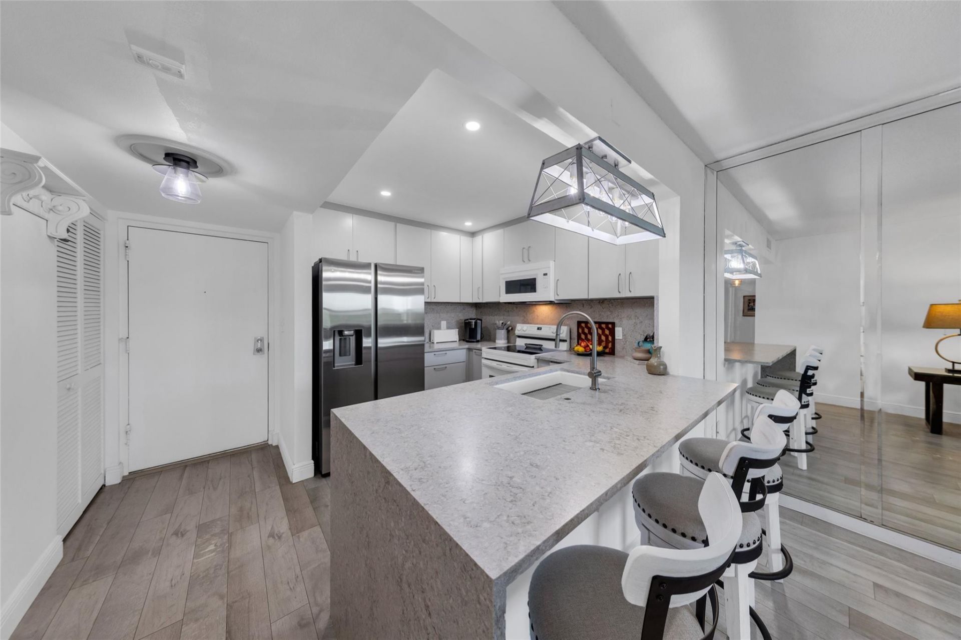 900 River Reach Drive, Unit 518, Fort Lauderdale, FL 33315 Photo