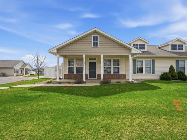 1431 Tower Lane NE, Cedar Rapids, IA 52402