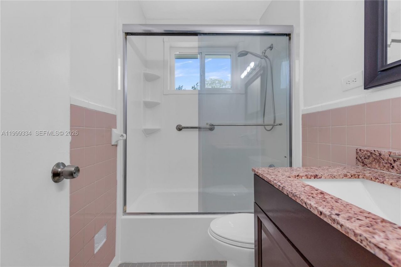1730 NW 55th Ter, Unit 1730, Miami, FL 33142 Photo