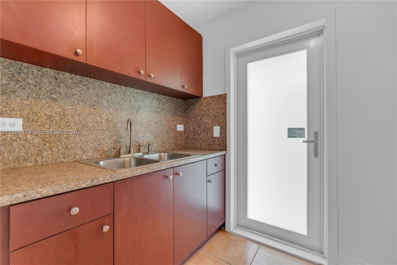 1730 NW 55th Ter, Unit 1730, Miami, FL 33142 Photo