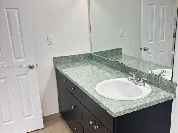 7410 SW 82nd St , Unit K103, Miami, FL 33143
