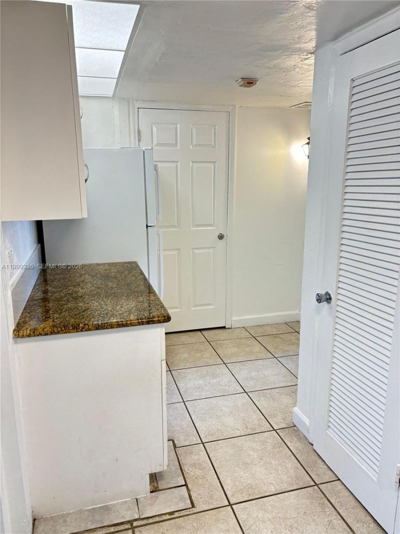 7410 SW 82nd St, Unit K103, Miami, FL 33143 Photo