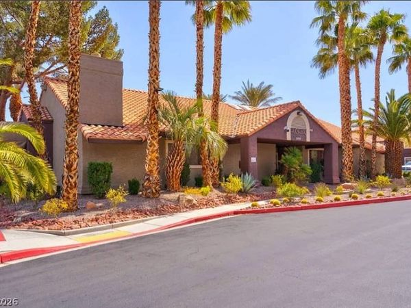 5076 S Rainbow Boulevard, Unit 104, Las Vegas, NV 89118