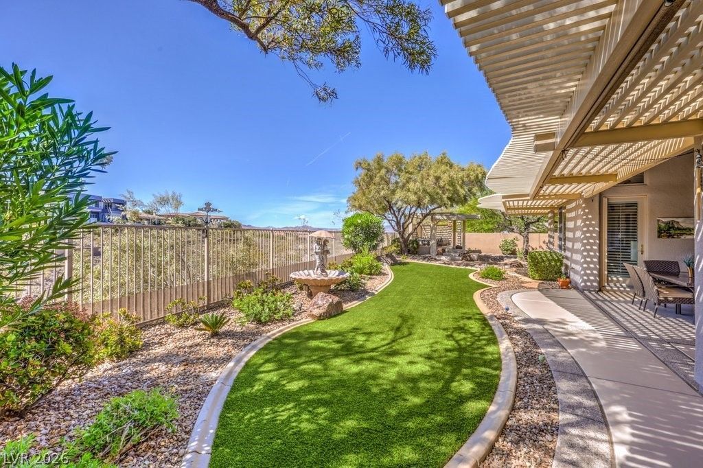 17 Chenal Pass, Henderson, NV 89052 Main Photo