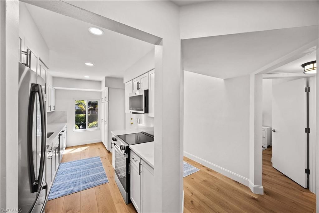 375 8th Ave S, Unit D, Naples, FL 34102 Photo