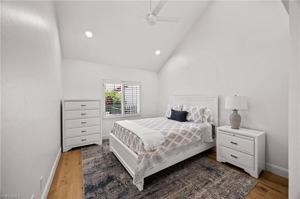 375 8th Ave S, Unit D, Naples, FL 34102 Photo