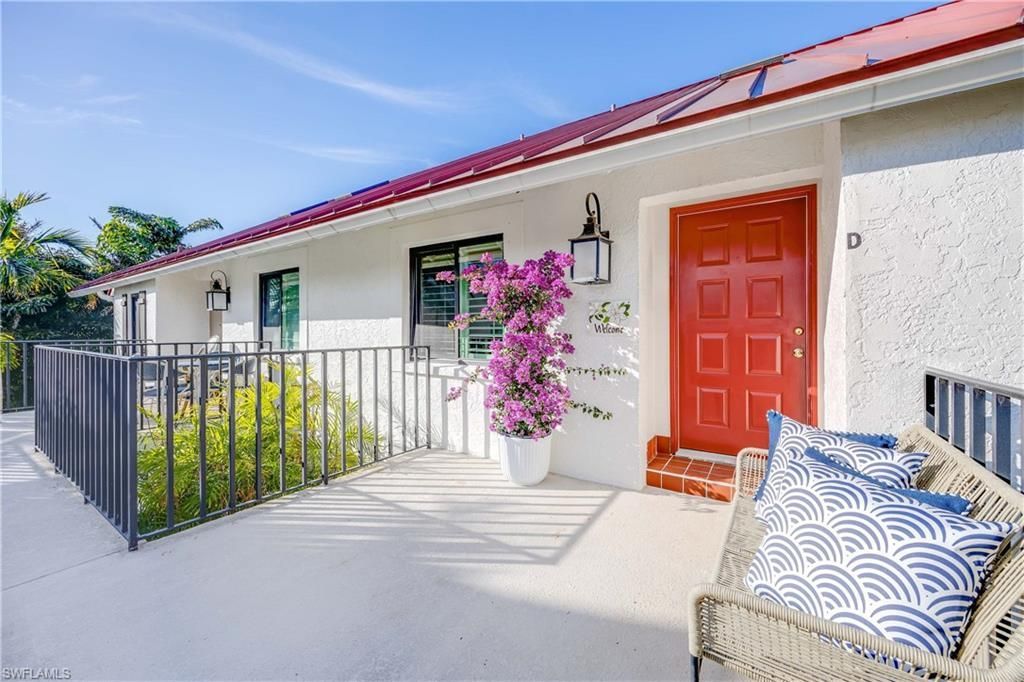 375 8th Ave S, Unit D, Naples, FL 34102 Photo