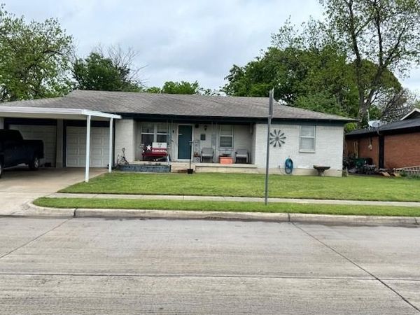 5421 Bonnie Wayne Street, Haltom City, TX 76117