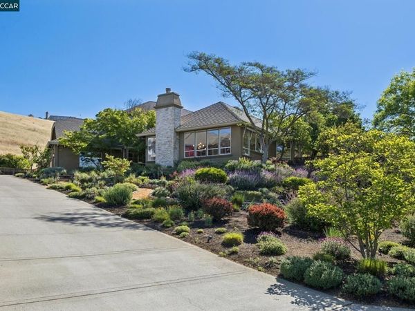680 Quail Crest Drive , Walnut Creek, CA 94598