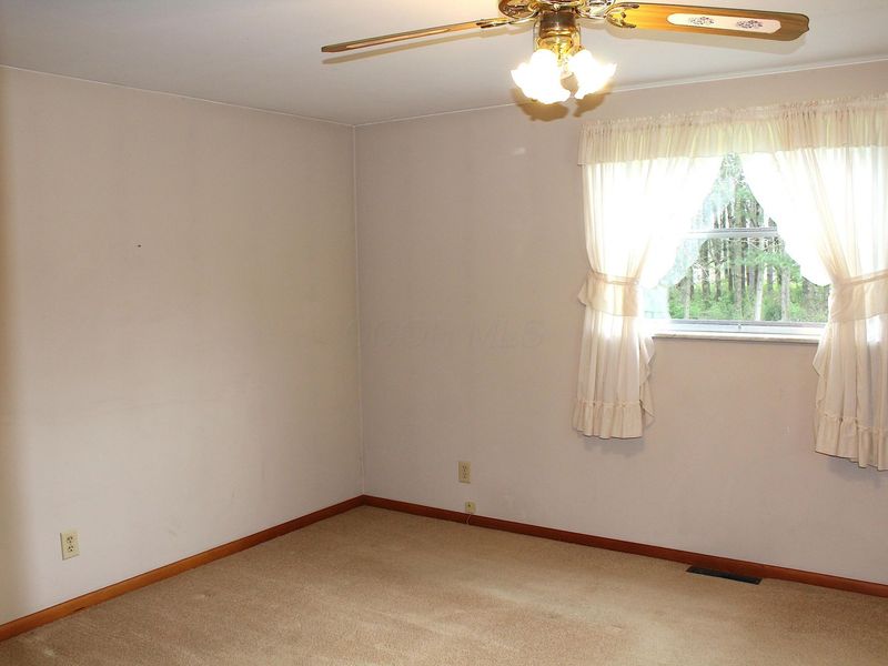 5719 North Road, Lewis Center, OH 43035 Photo 8