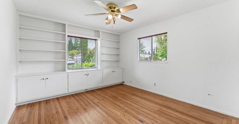 5260 K St, Sacramento, CA 95819 Photo