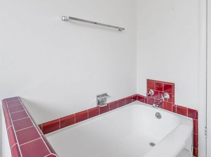 5260 K St, Sacramento, CA 95819 Photo