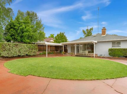 5260 K St, Sacramento, CA 95819 Photo