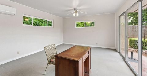 5260 K St, Sacramento, CA 95819 Photo