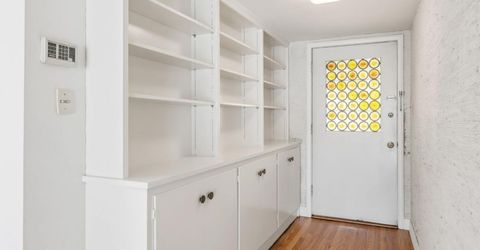 5260 K St, Sacramento, CA 95819 Photo