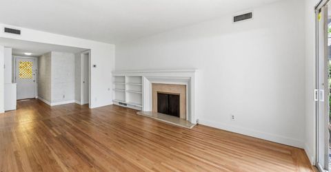 5260 K St, Sacramento, CA 95819 Photo