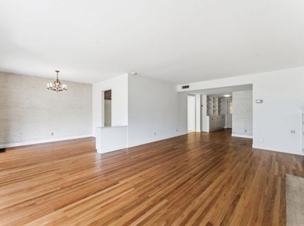 5260 K St, Sacramento, CA 95819 Photo