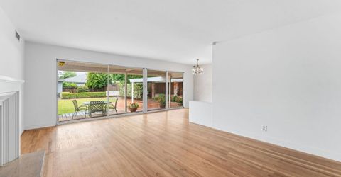 5260 K St, Sacramento, CA 95819 Photo