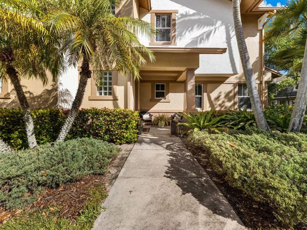 950 Marina Del Ray Lane, Unit 1, West Palm Beach, FL 33401