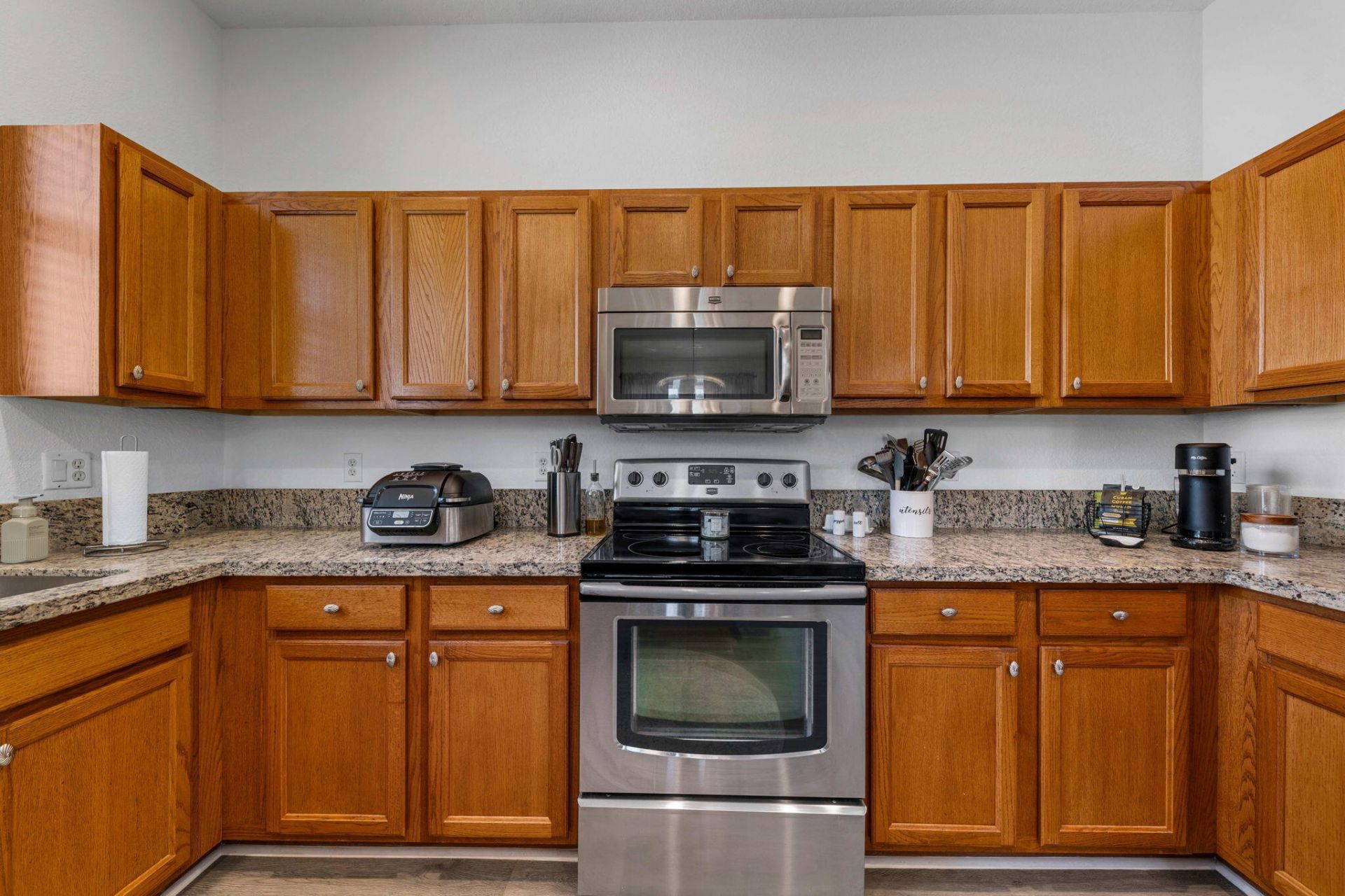 950 Marina Del Ray Lane, Unit 1, West Palm Beach, FL 33401 Photo