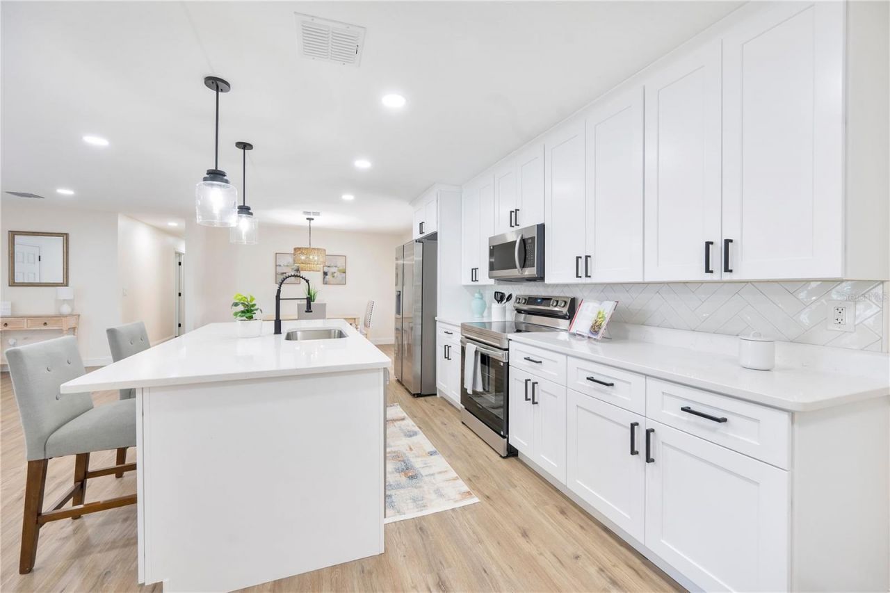 510 Rooks Road , Seffner, FL 33584 Photo