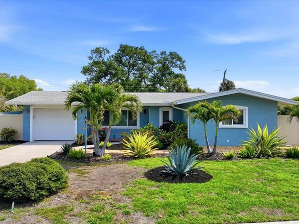 2486 BREAKWATER CIRCLE , SARASOTA, FL 34231
