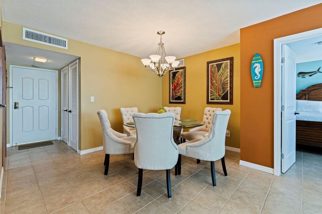 5220 Brittany Drive S, Unit 409, Saint Petersburg, FL 33715 Photo