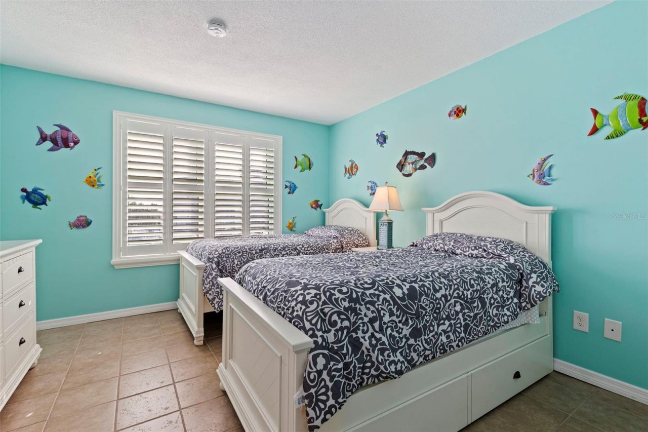 5220 Brittany Drive S, Unit 409, Saint Petersburg, FL 33715 Photo