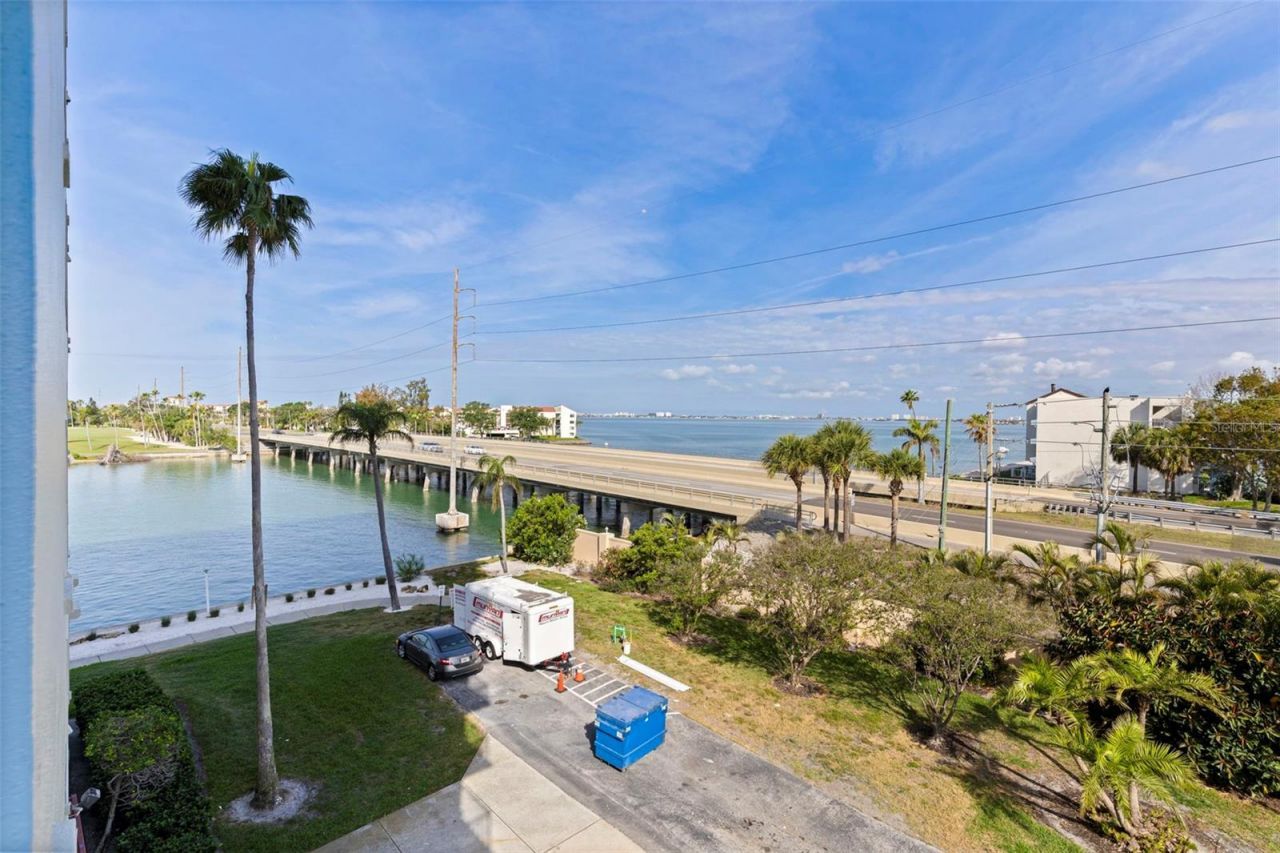 5220 Brittany Drive S, Unit 409, Saint Petersburg, FL 33715 Photo