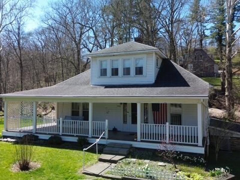 9410 State Route 93 SE, New Straitsville, OH 43766 Photo 5