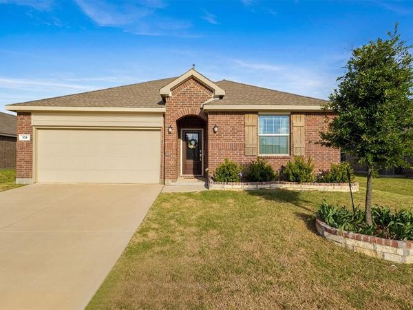109 Laurenbrooke Drive, Anna, TX 75409