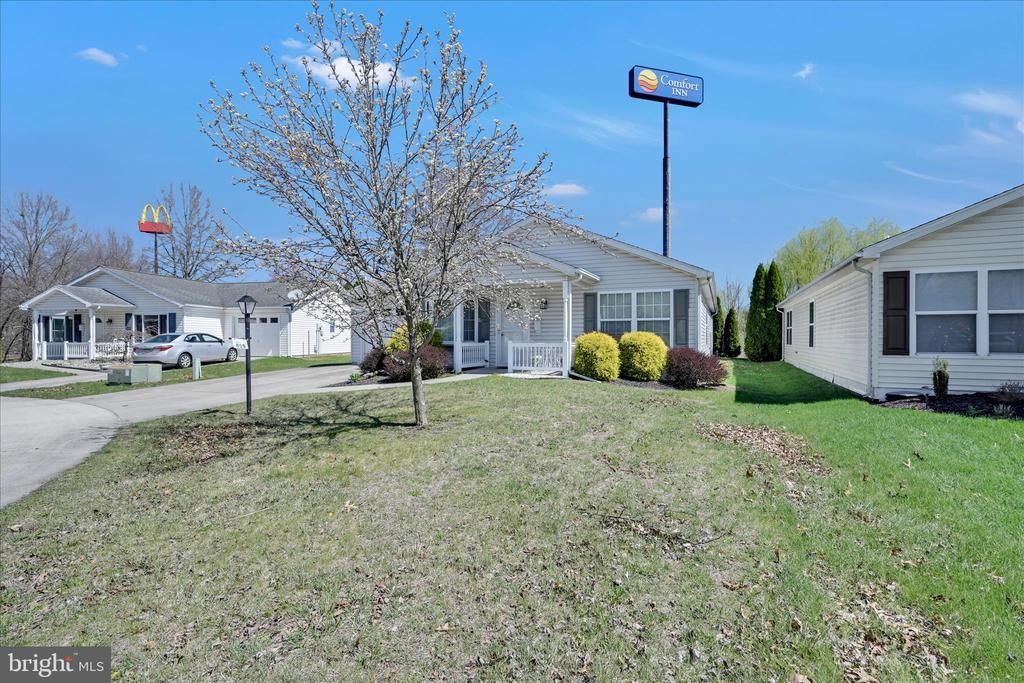 855 TRESTLE COURT  Pine Grove, PA 17963