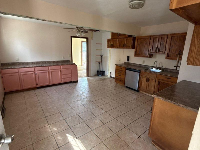 3441 Eisenhower Road , Columbus, OH 43224 Photo 2