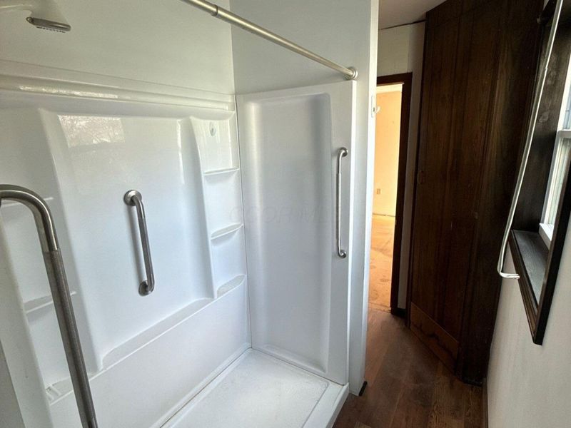 3441 Eisenhower Road , Columbus, OH 43224 Photo 3