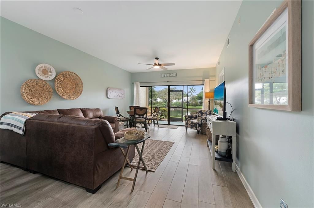 3313 Europa Dr, Unit 216, Naples, FL 34105 Photo