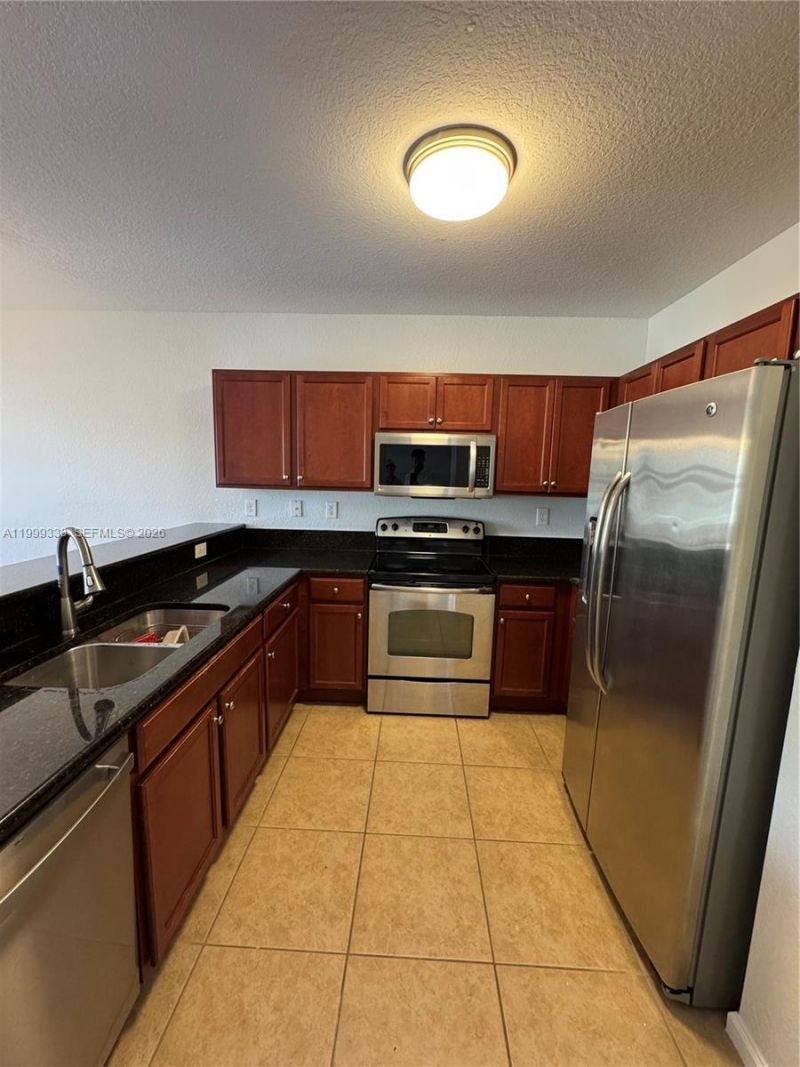 11601 NW 89th St, Unit 209, Doral, FL 33178 Photo