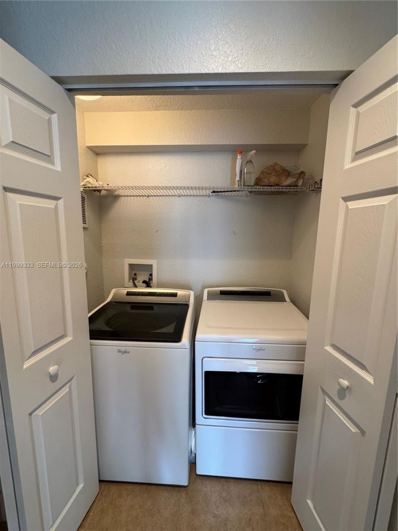 11601 NW 89th St, Unit 209, Doral, FL 33178 Photo