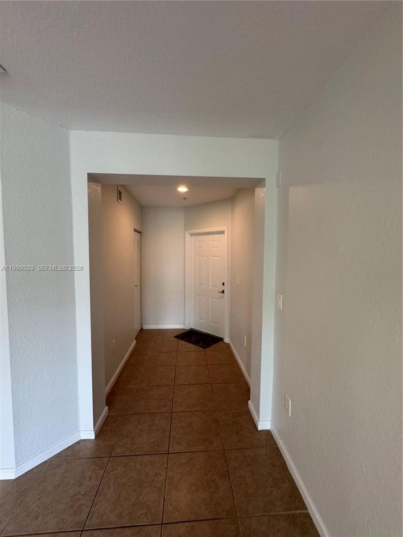 11601 NW 89th St, Unit 209, Doral, FL 33178 Photo