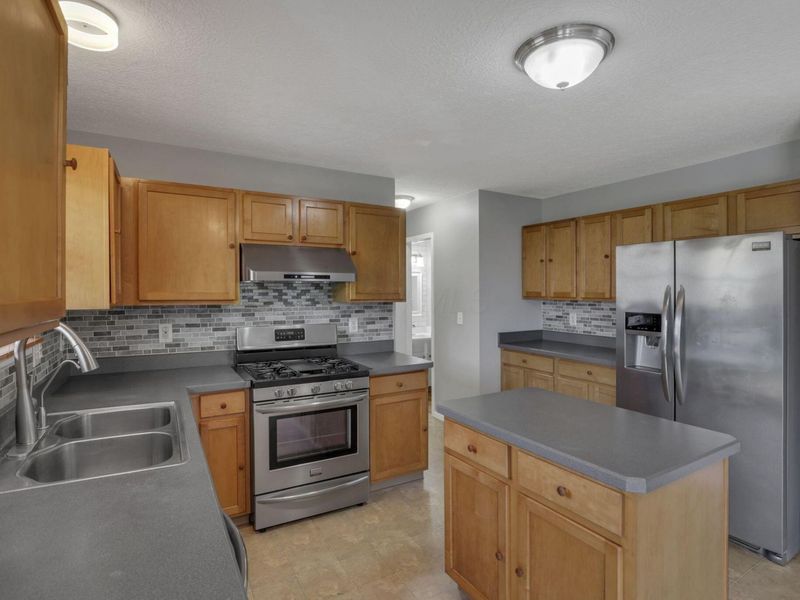 8366 Ashlynd Place , Reynoldsburg, OH 43068 Photo 14