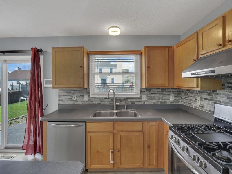 8366 Ashlynd Place , Reynoldsburg, OH 43068 Photo 17