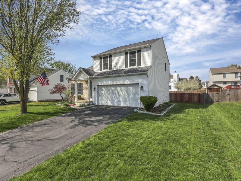 8366 Ashlynd Place , Reynoldsburg, OH 43068 Photo 3