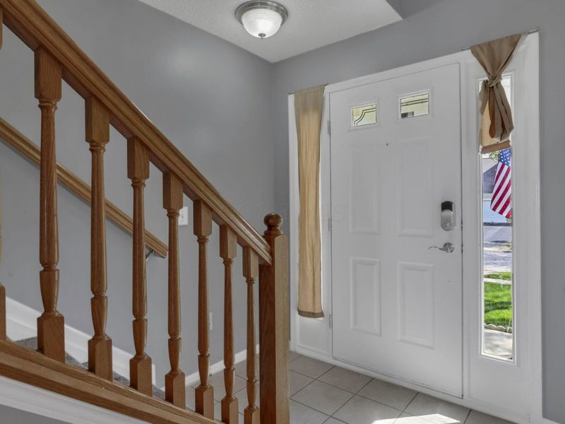 8366 Ashlynd Place , Reynoldsburg, OH 43068 Photo 5